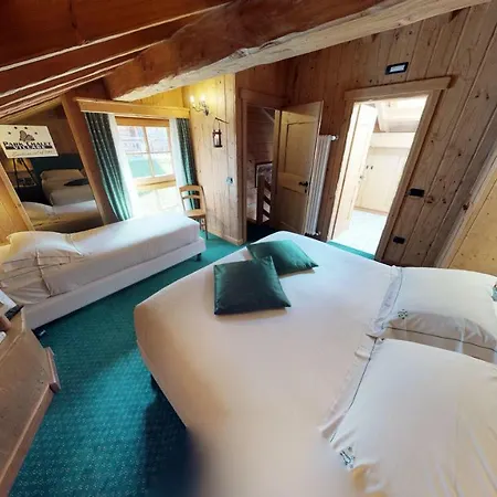 Park Village 3*