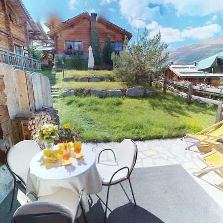 Park Village 3*